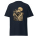Camiseta Masculina Esqueleto Abraçando Gato – Estilo Dark Art Vintage Camiseta Masculina Esqueleto Abraçando Gato – Estilo Dark Art Vintage